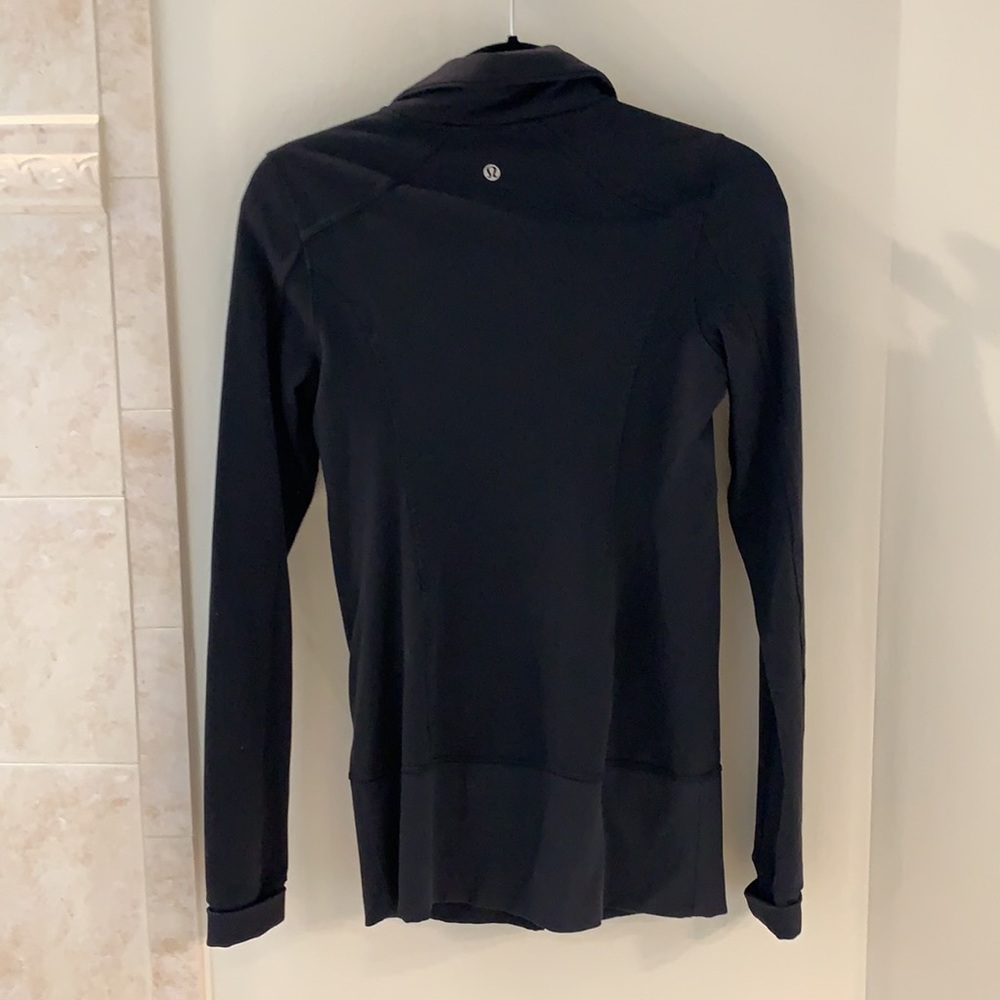 Lululemon jacket - Picture 3 of 3